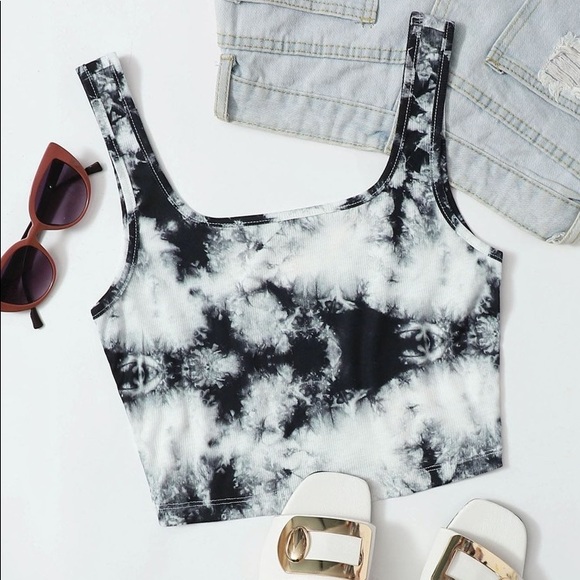 Tops - Tie dye crop top